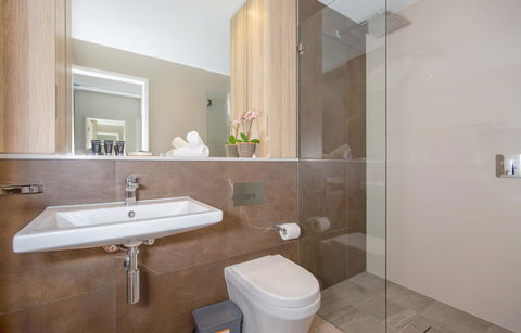 DD Apartments On Day - Gold Coast 4U 22