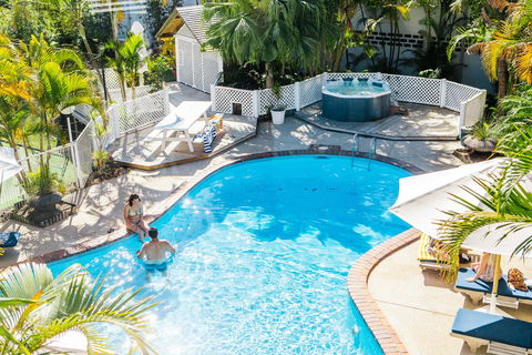 The Lord Byron - Accommodation Gold Coast 21