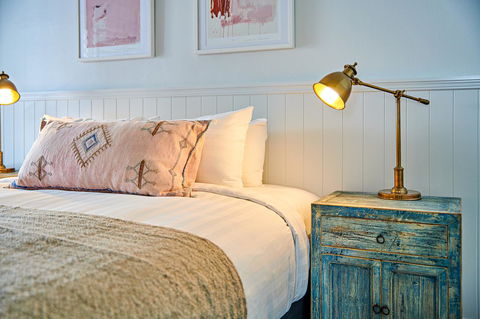 The Lord Byron - Accommodation Gold Coast 16