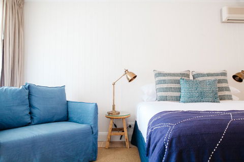 The Lord Byron - Accommodation Gold Coast 2