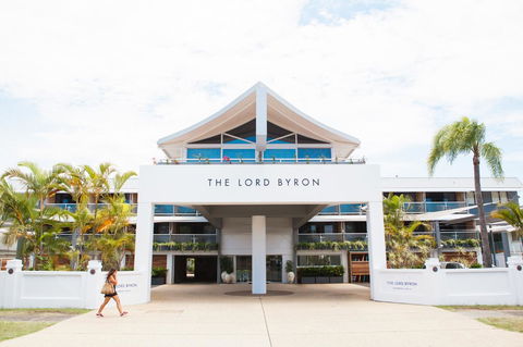 The Lord Byron - Accommodation Gold Coast 0