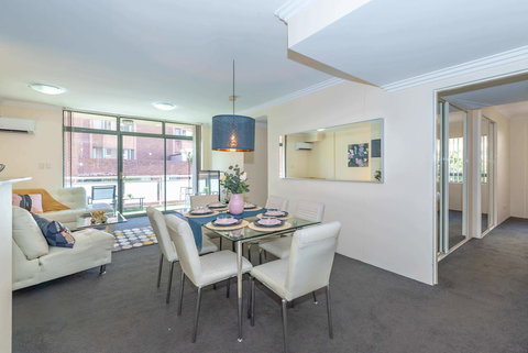 Apartments In Pyrmont - 1 Gold Coast 24