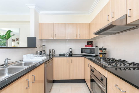 Apartments In Pyrmont - 1 Gold Coast 41