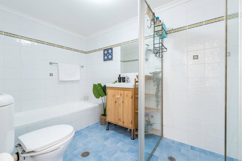 Apartments In Pyrmont - 1 Gold Coast 5