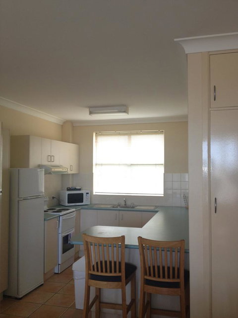 Oxley Cove Holiday Apartment - Accommodation Gold Coast 2