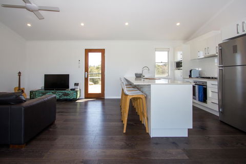 Stay In Mudgee The Grove, The Church, And Premium Private Homestead - Gold Coast 4U 1