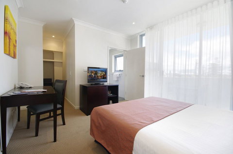 Macquarie Waters Boutique Apartment Hotel - Accommodation Gold Coast 21