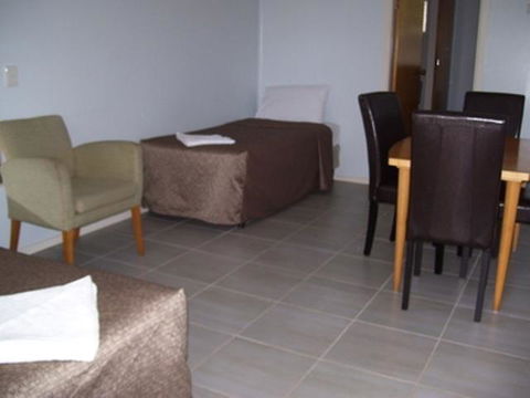Glenwood Tourist Park & Motel - 1 Gold Coast 12