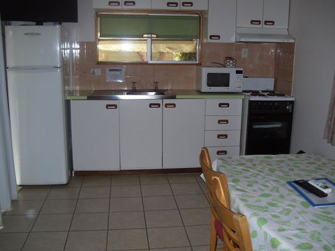 Glenwood Tourist Park & Motel - 1 Gold Coast 24