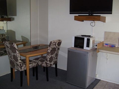 Glenwood Tourist Park & Motel - 1 Gold Coast 10