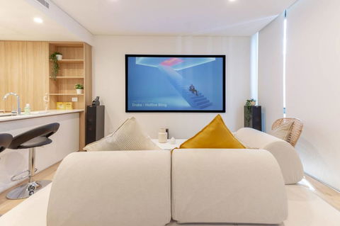 Japanese Style Waterfront Apt Wt Rooftop Pool - Gold Coast 4U 24