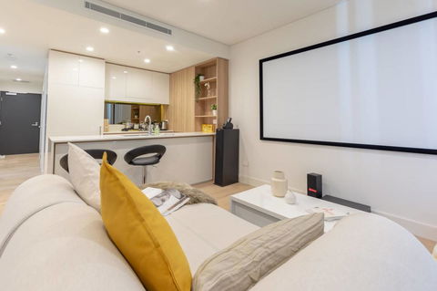 Japanese Style Waterfront Apt Wt Rooftop Pool - Gold Coast 4U 16
