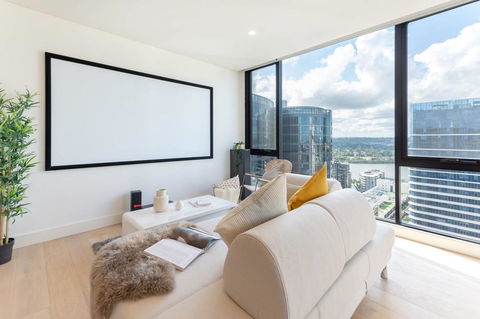 Japanese Style Waterfront Apt Wt Rooftop Pool - Gold Coast 4U 2