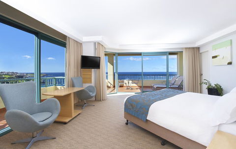 Crowne Plaza Sydney Coogee Beach, An IHG Hotel - 1 Gold Coast 3