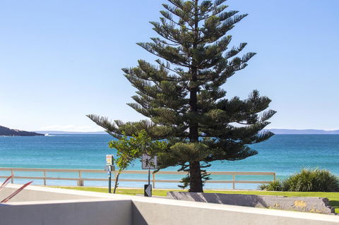 Beachfront 2 - Gold Coast 4U 19