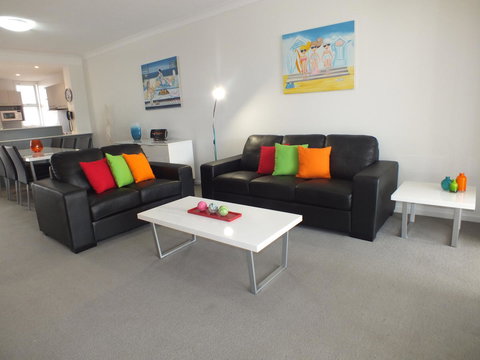 Pacific Marina Apartments - Accommodation Gold Coast 4