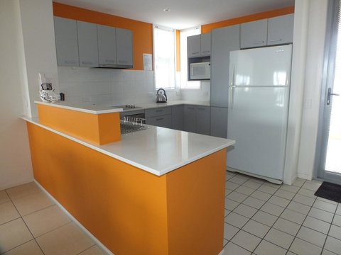 Pacific Marina Apartments - Accommodation Gold Coast 19