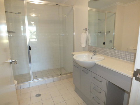 Pacific Marina Apartments - Accommodation Gold Coast 28