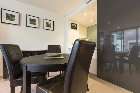 Lakefront 116 Kingston ACT - Accommodation Gold Coast 13