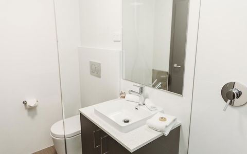 Coniston Hotel Wollongong - Gold Coast 4U 7