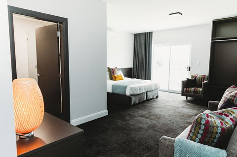 Coniston Hotel Wollongong - Gold Coast 4U 29