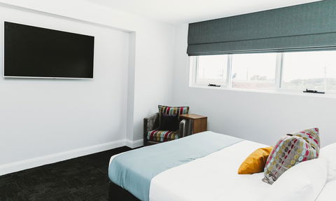 Coniston Hotel Wollongong - Gold Coast 4U 28
