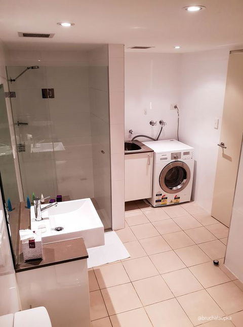 Wentworth Park Apartments - Accommodation Gold Coast 3