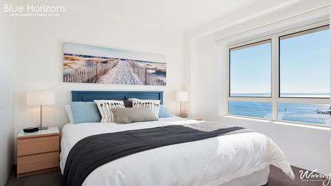 Blue Horizons, Unit 808, 41-45 Shoal Bay Road - Gold Coast 4U 8