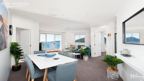 Blue Horizons, Unit 808, 41-45 Shoal Bay Road - Gold Coast 4U 5