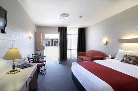 Econo Lodge Gateway Tamworth - Accommodation Gold Coast 2