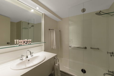 Mercure Newcastle - Accommodation Gold Coast 1