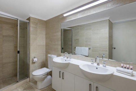 Mercure Newcastle - Accommodation Gold Coast 15