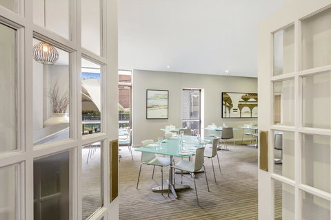 Mercure Newcastle - Accommodation Gold Coast 10