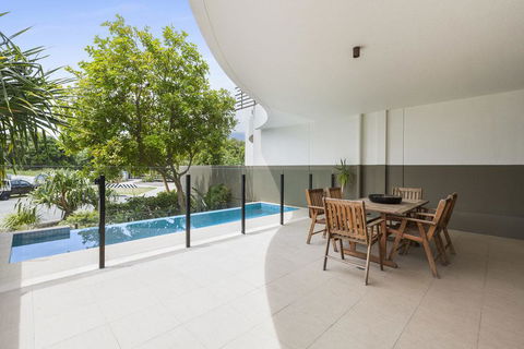 Cotton Beach 8 Escape With Private Plunge Pool - Gold Coast 4U 4
