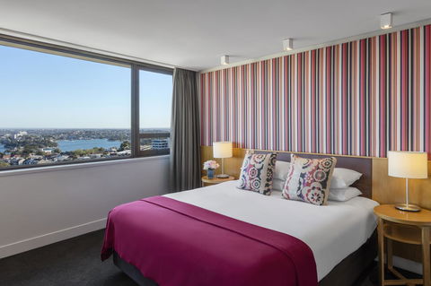 View Sydney - Gold Coast 4U 8