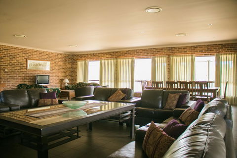 Ironstone Estate Lovedale - Accommodation Gold Coast 26