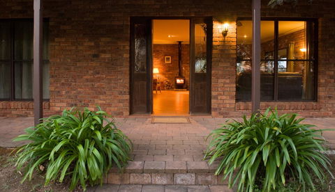 Ironstone Estate Lovedale - Accommodation Gold Coast 38