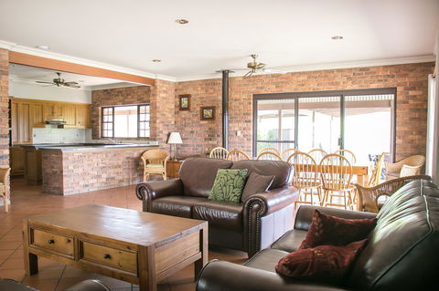 Ironstone Estate Lovedale - Accommodation Gold Coast 19