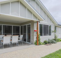 Armidale Cottage - Gold Coast 4U