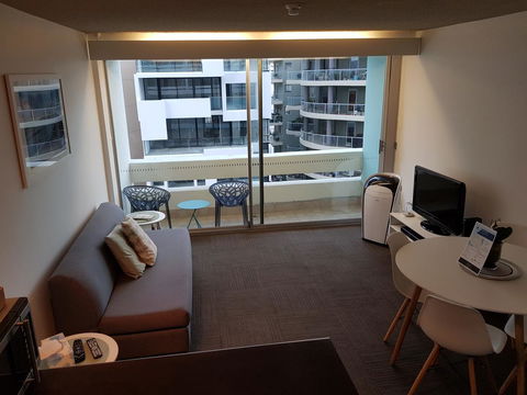 Manly Central Executive - Gold Coast 4U 6