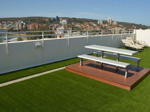 Manly Central Executive - Gold Coast 4U 1