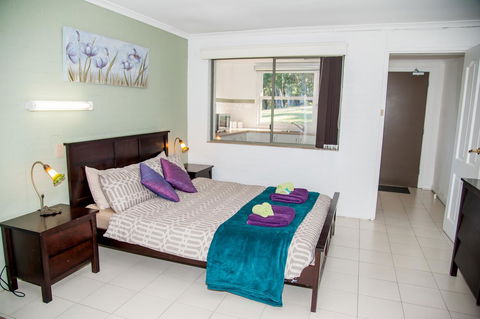 Sinclairs Country Retreat - Gold Coast 4U 18