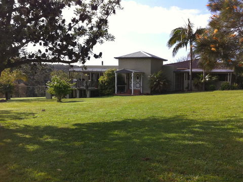 Sinclairs Country Retreat - Gold Coast 4U 1