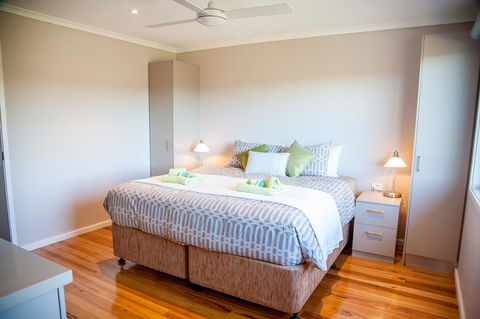 Sinclairs Country Retreat - Gold Coast 4U 4