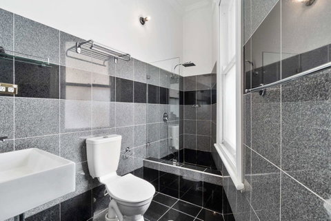 Hotel Harry, Ascend Hotel Collection - Accommodation Gold Coast 23