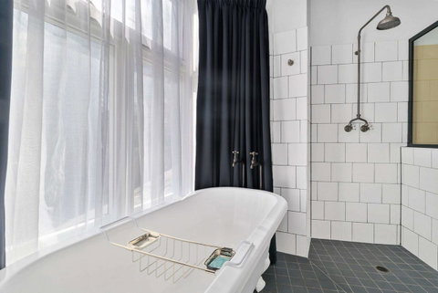 Hotel Harry, Ascend Hotel Collection - Accommodation Gold Coast 15