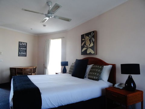 Sapphire Waters Motor Inn - Accommodation Gold Coast 27
