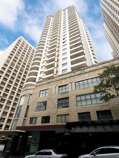 Oaks Sydney Castlereagh Suites - Gold Coast 4U 0