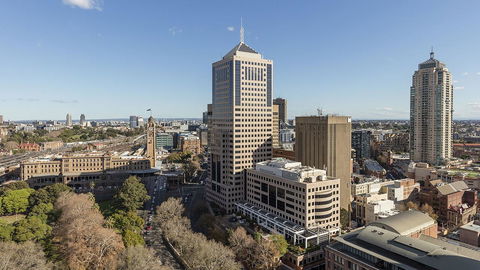 Oaks Sydney Castlereagh Suites - Gold Coast 4U 4