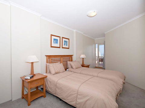 Messines Street, Breakwater Apartment, 104 - Gold Coast 4U 7